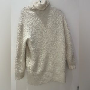 ARITZIA Wilfred Free Boucle Turtleneck Tunic Sweater, Size Small.